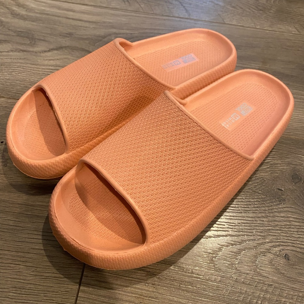 Cloud Slip-Ons
